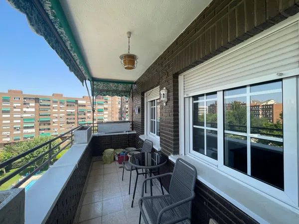 Piso en Calle de Carlos y Guillermo Fernández Shaw, 2, Adelfas - Foto 2