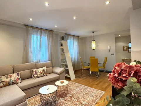 Piso en calle de Ramón Cabanillas, 2 - Foto 2