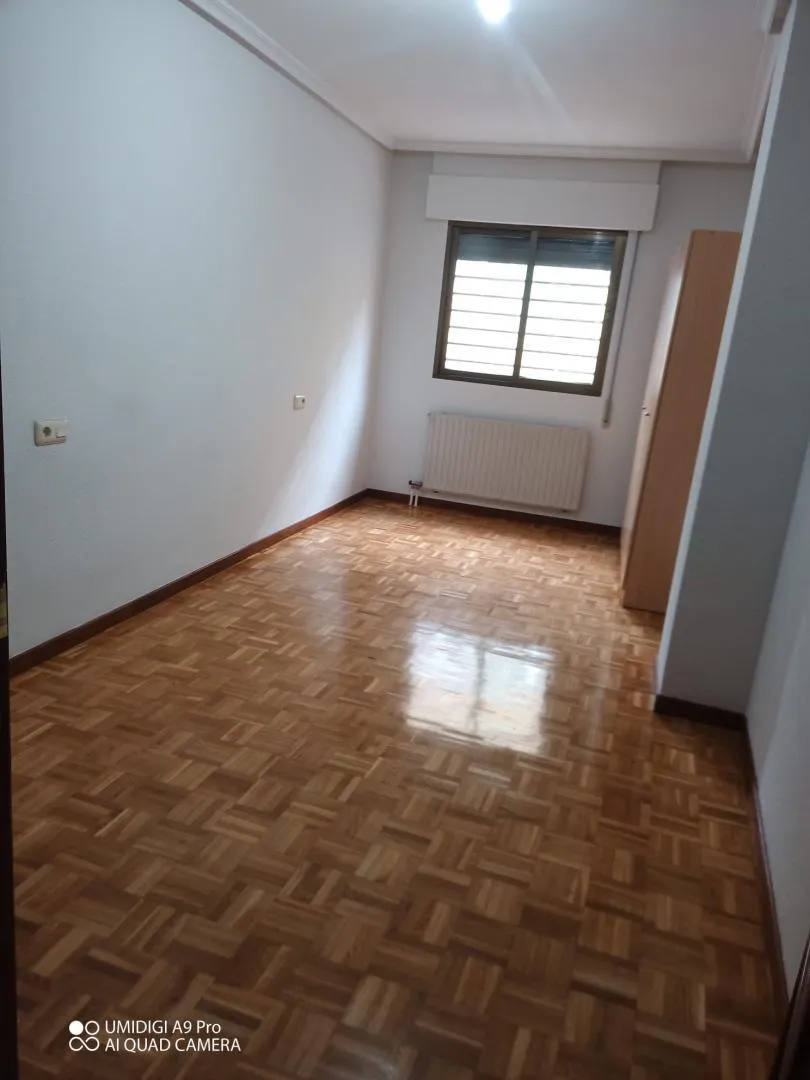 Piso en  Calle Escuelas Viejas 21 - Foto 8
