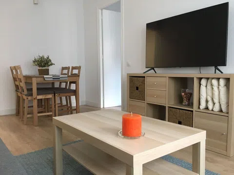 Piso en calle de Girona, 152