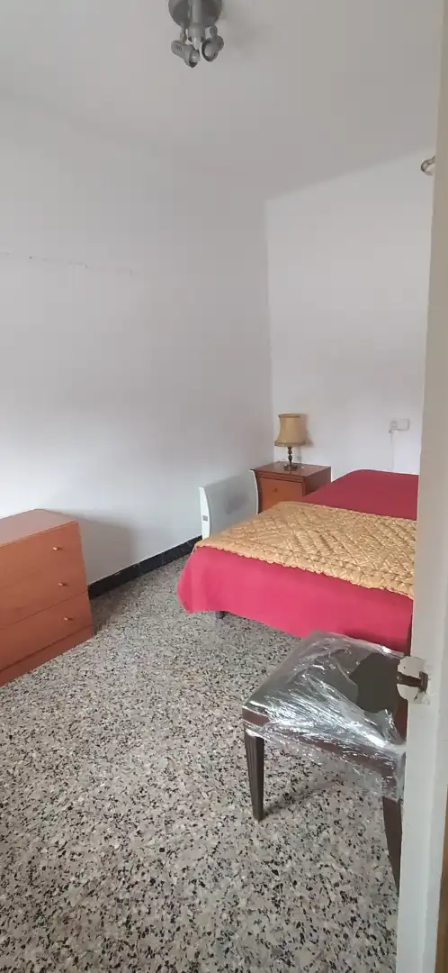 Apartamento en  Carrer del Monestir de Poblet 8 - Foto 3