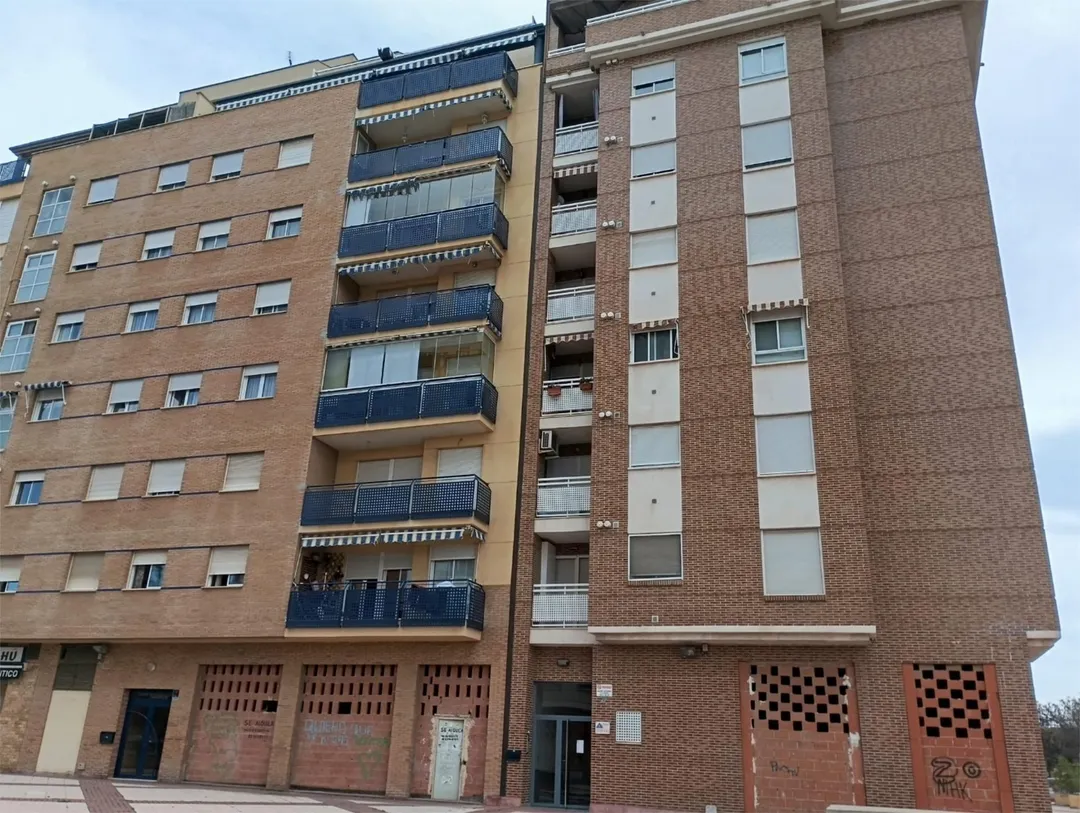 Piso en  Calle Ronda Sur 43 - Foto 6