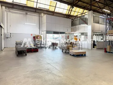 Nave Industrial en  Calle Francesc Vila - Foto 3