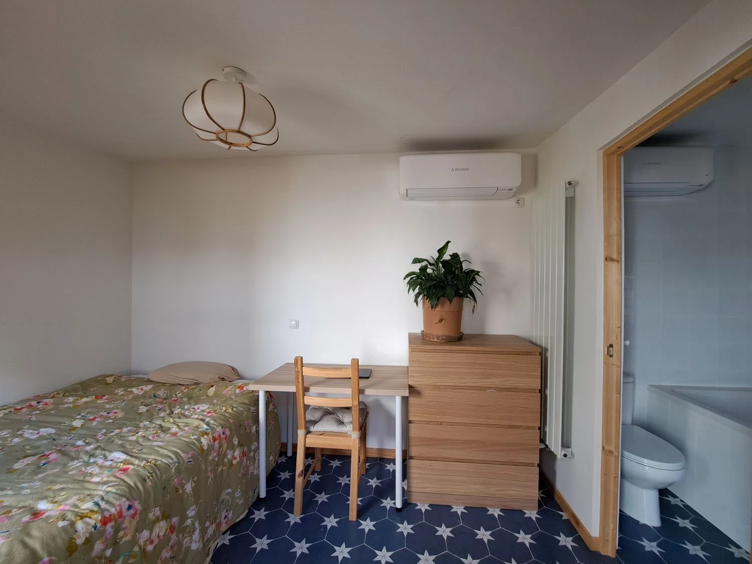 Chalet adosado en Barrio El Pardo - Foto 8