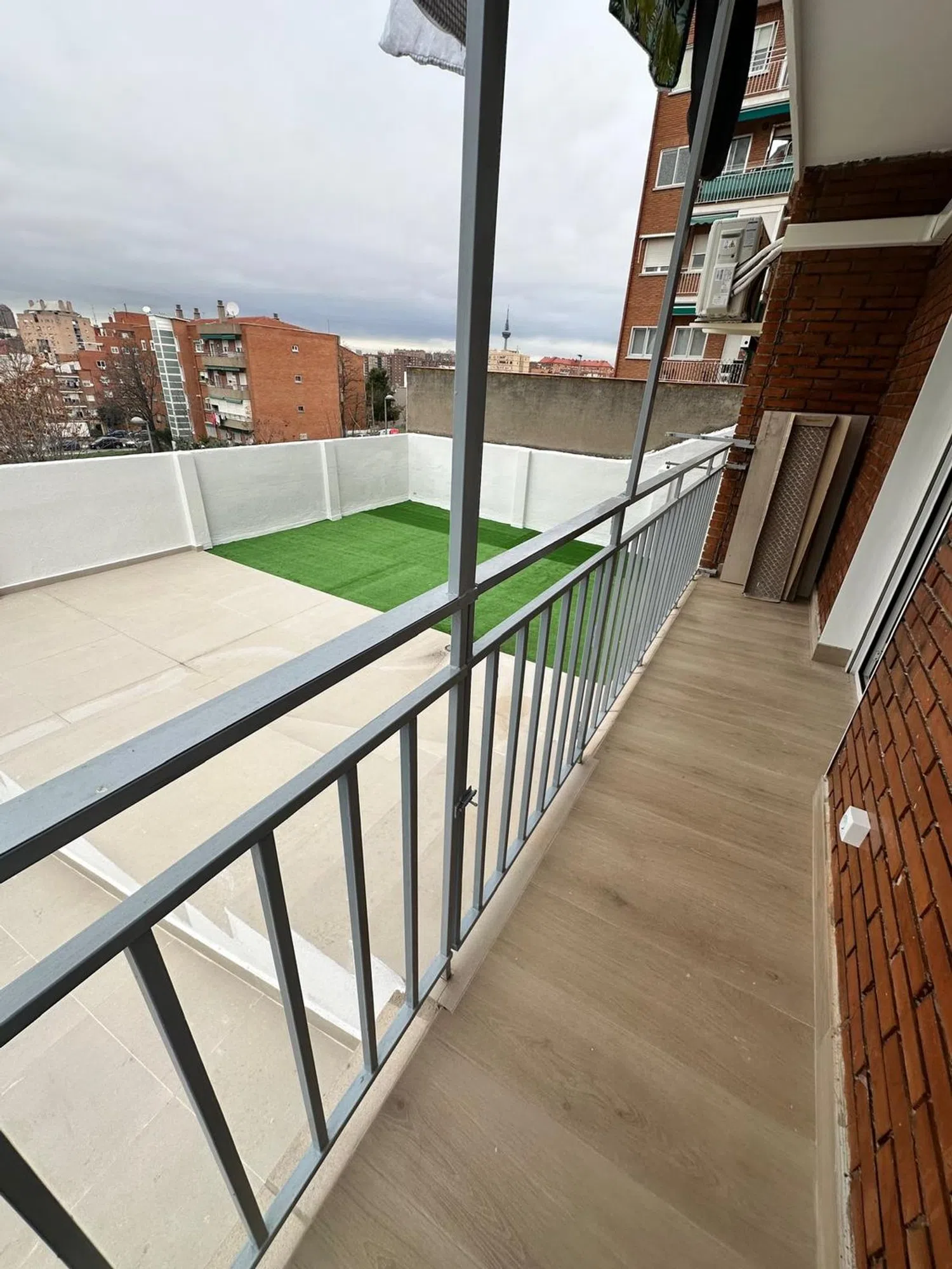 Piso en Barrio Numancia - Foto 4