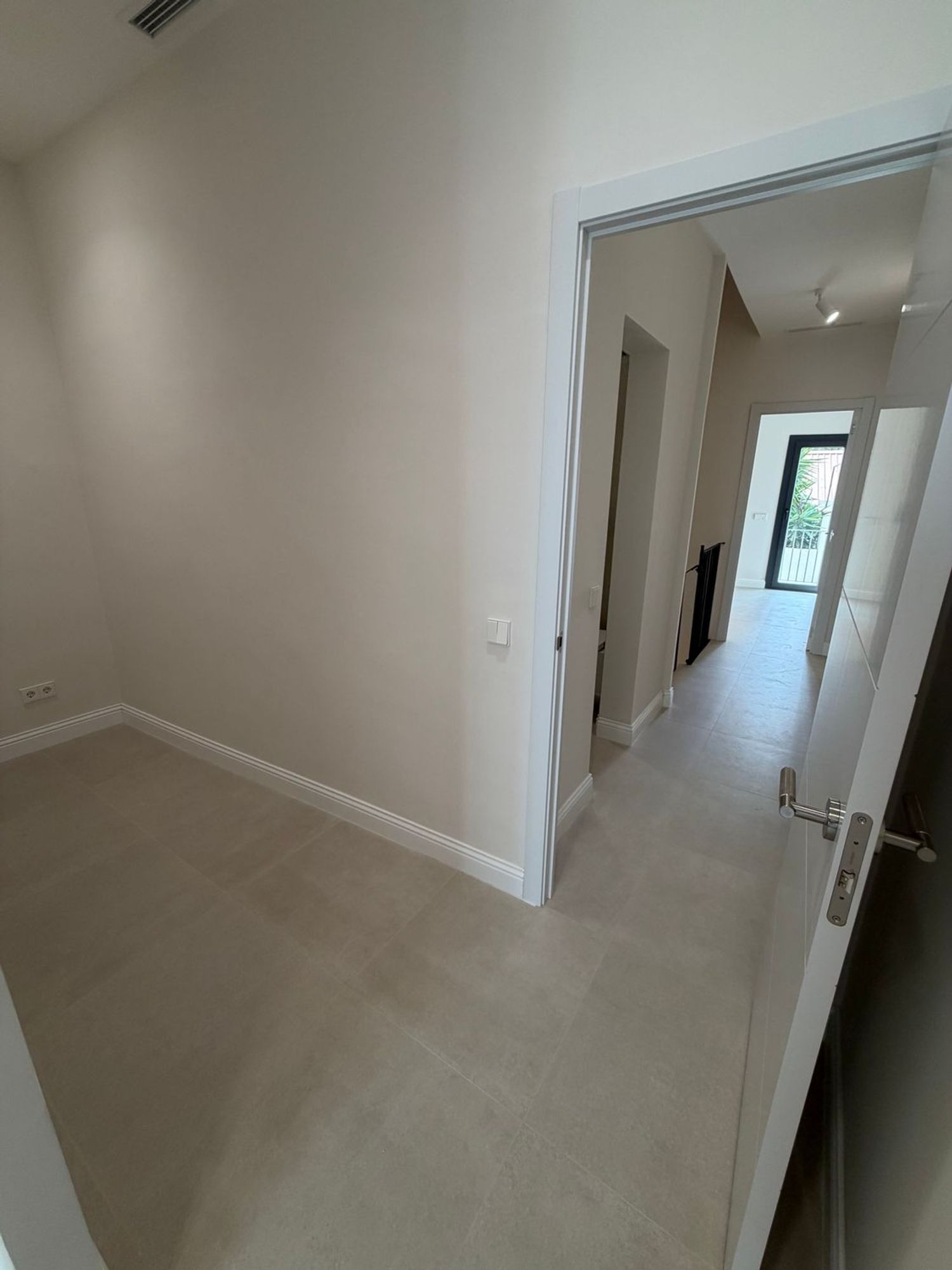 Chalet adosado en Barrio El Centre - Foto 9