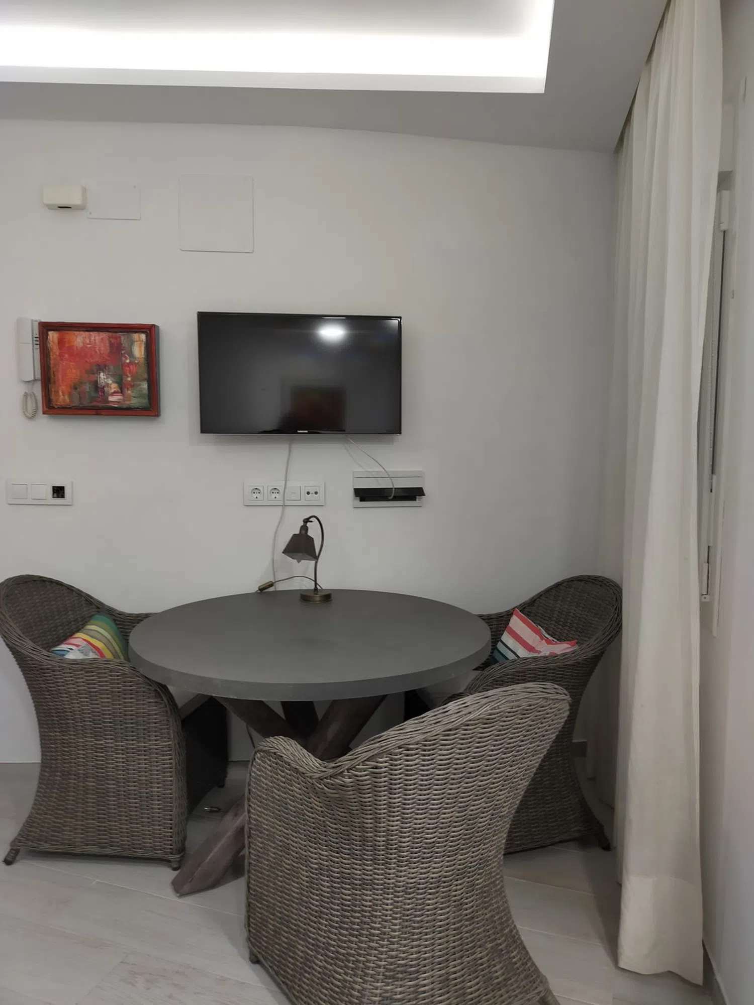 Estudio en avenida del Gran Capitán, 34 - Foto 4