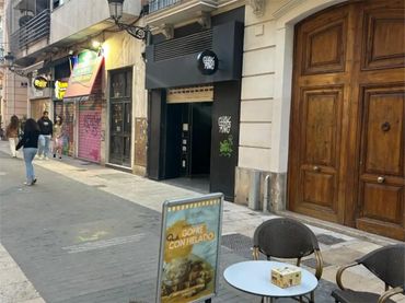 Local comercial en  Carrer del Comte de Trénor 9 - Foto 1