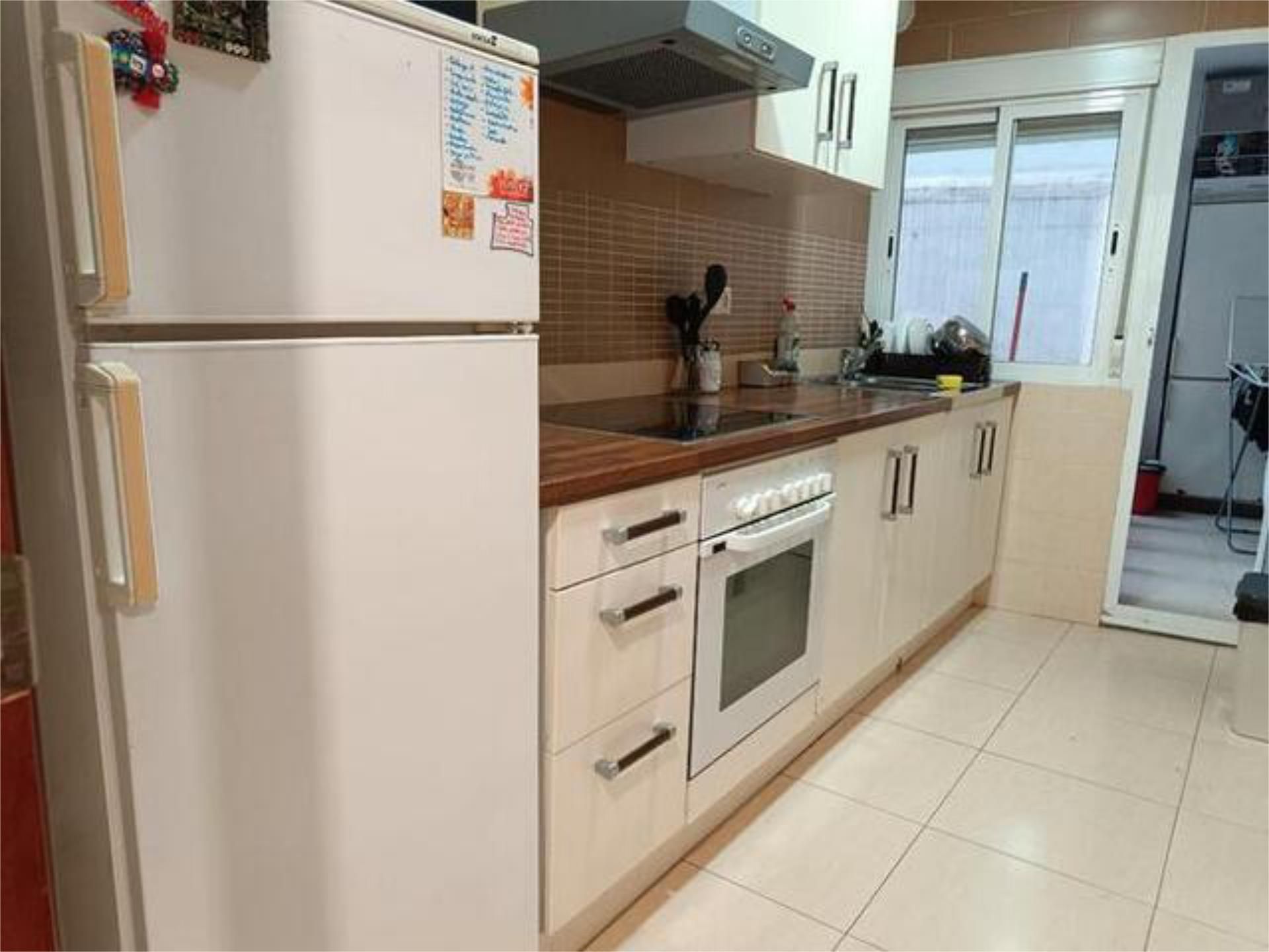 Piso en Avenida de Barcelona - Foto 3