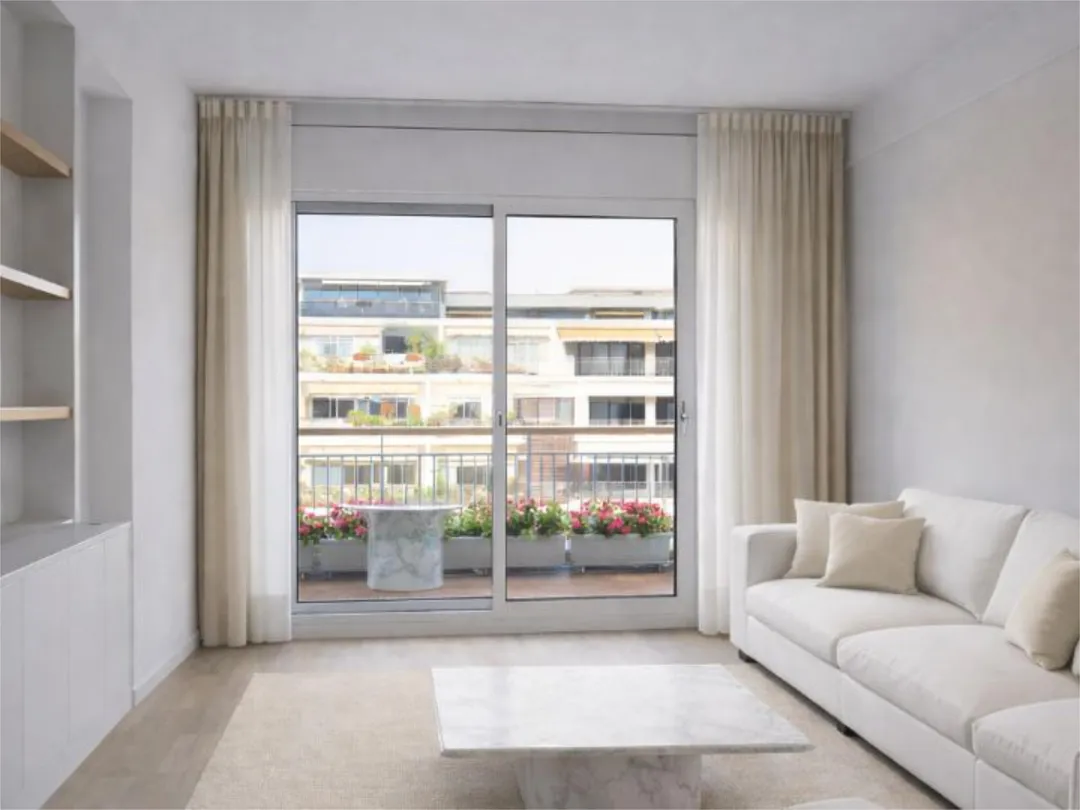 Piso en  Avinguda de la Mare de Déu de Montserrat 108