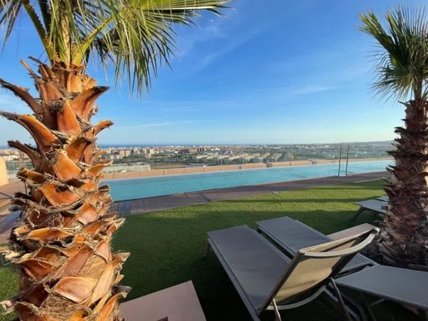 Piso en Bulevar Louis Pasteur, El Tejar - Hacienda Bizcochero - Foto 1