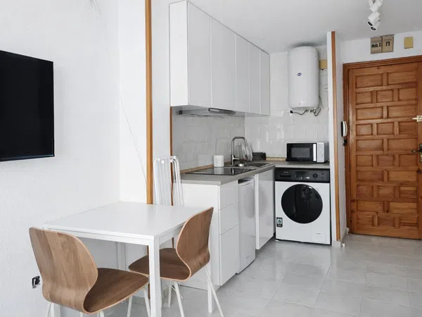 Estudio en Calle Ramón Gallud, 224, Las Piscinas Naturales - Foto 5