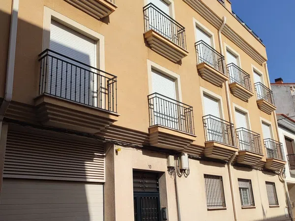Piso en Calle Cervantes s/n - Foto 1