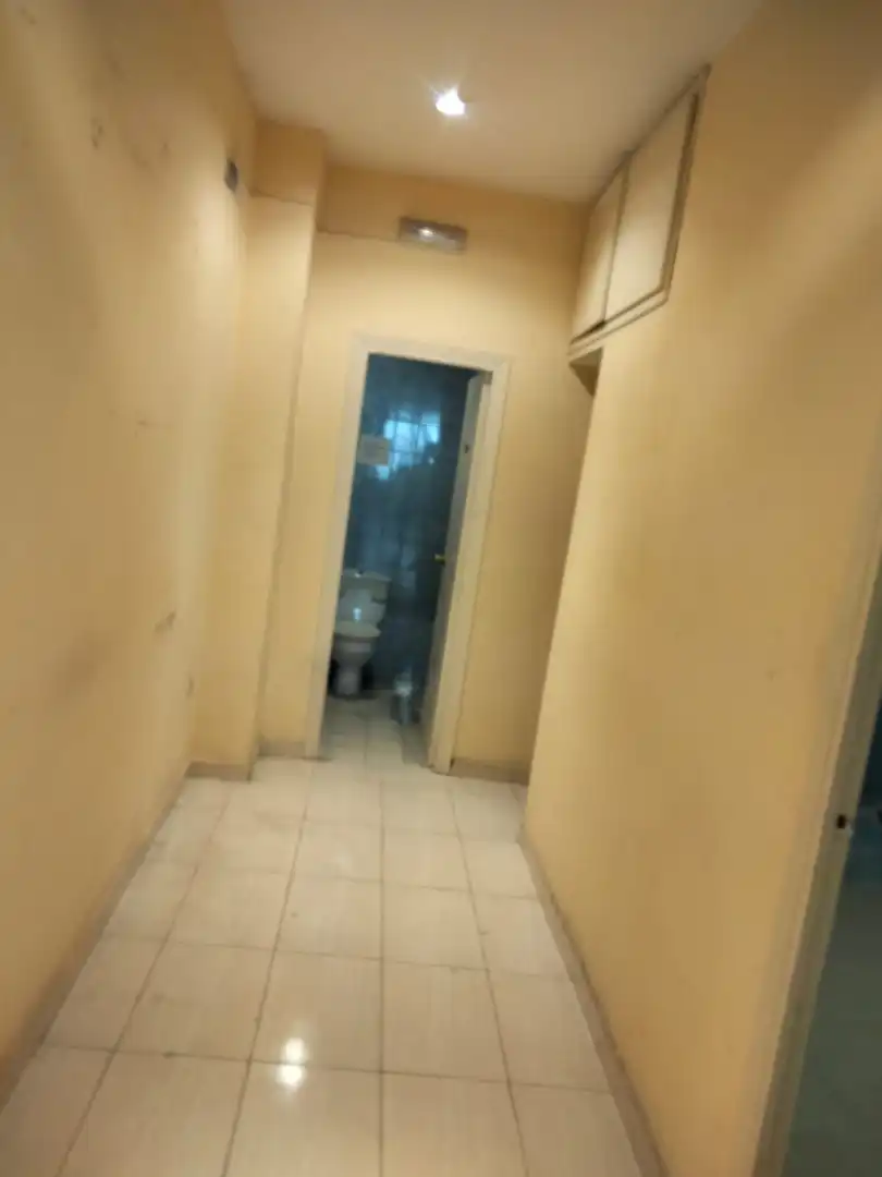 Local comercial en Burjassot - Foto 4