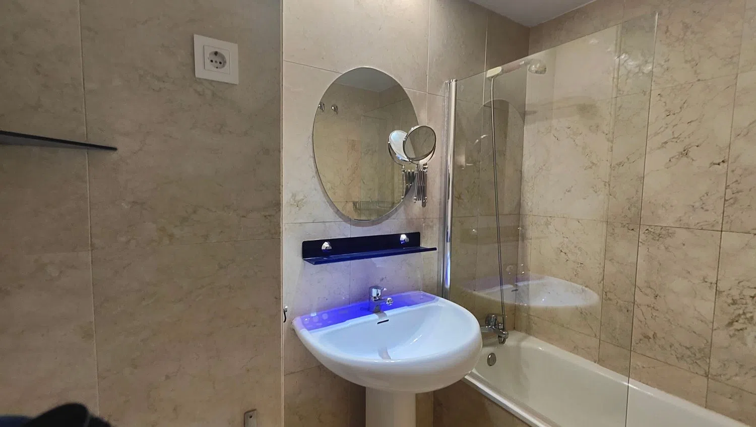 Chalet adosado en avenida de Francisco Guerrero, 4 - Foto 12