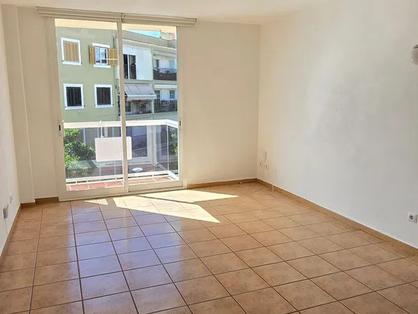 Piso en Calle del Llac de Lugano, 4 - Foto 1