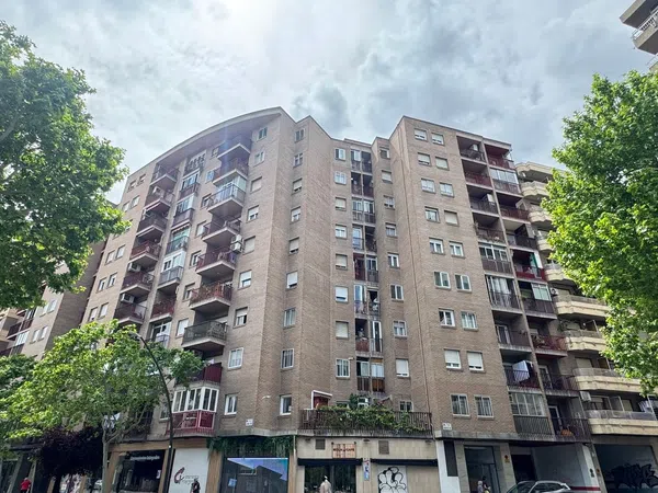Piso en calle de Roger de Tur, 24