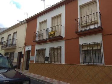 Casa adosada en  Calle Huertas 20 - Foto 1