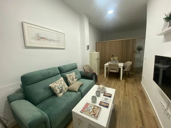 Estudio en calle San Vicente, 7 - Foto 2