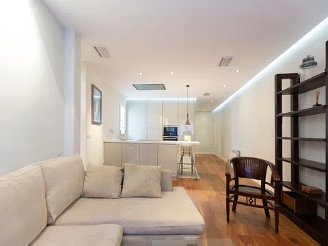 Piso en calle de Linneo, 9