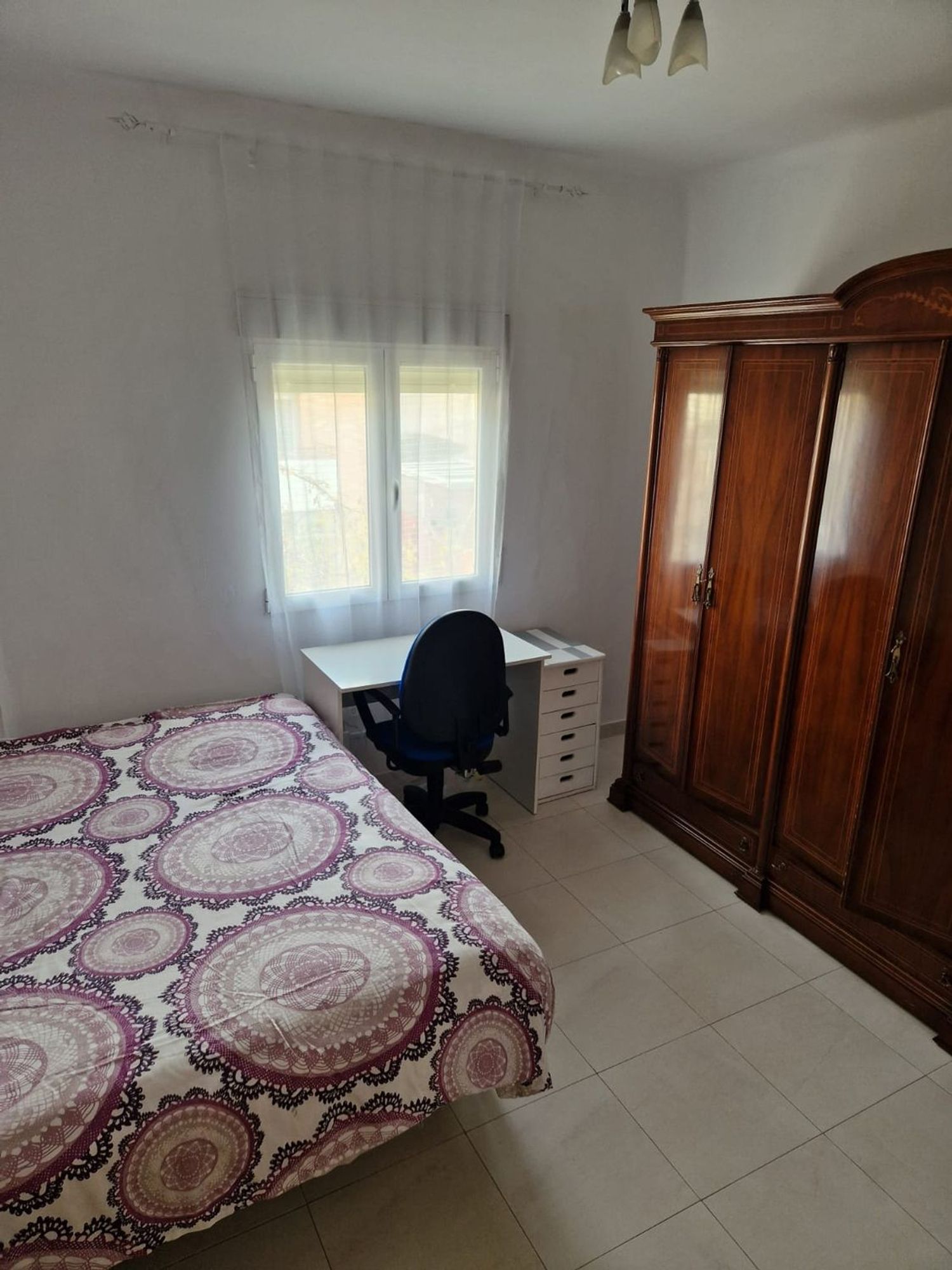 Piso en calle Real de Cartuja, 63 - Foto 1