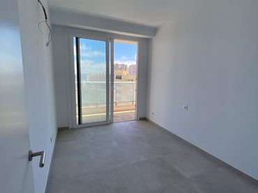 Piso en  Avenida Juan Carlos I 1 - Foto 8
