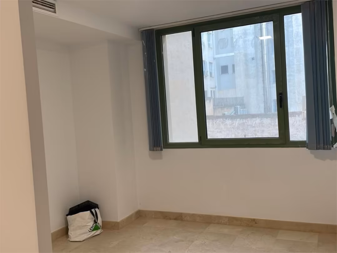 Piso en  Calle del Teatro 1 - Foto 6
