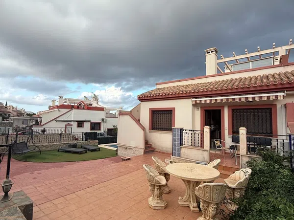 Chalet pareado en Calle los Infantes, 96, La Cañada - Los Alcores, La Cañada - Los Alcores - Foto 1