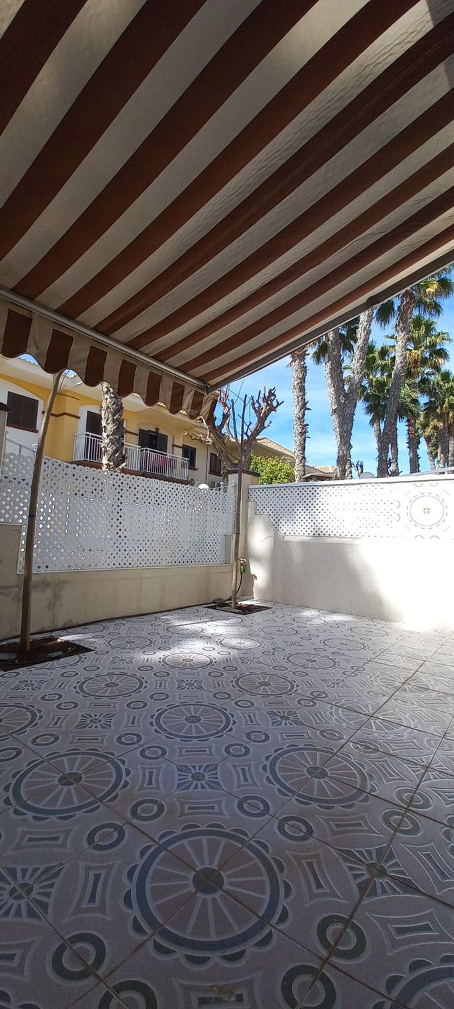 Chalet adosado en avenida Salamanca, 25 - Foto 1