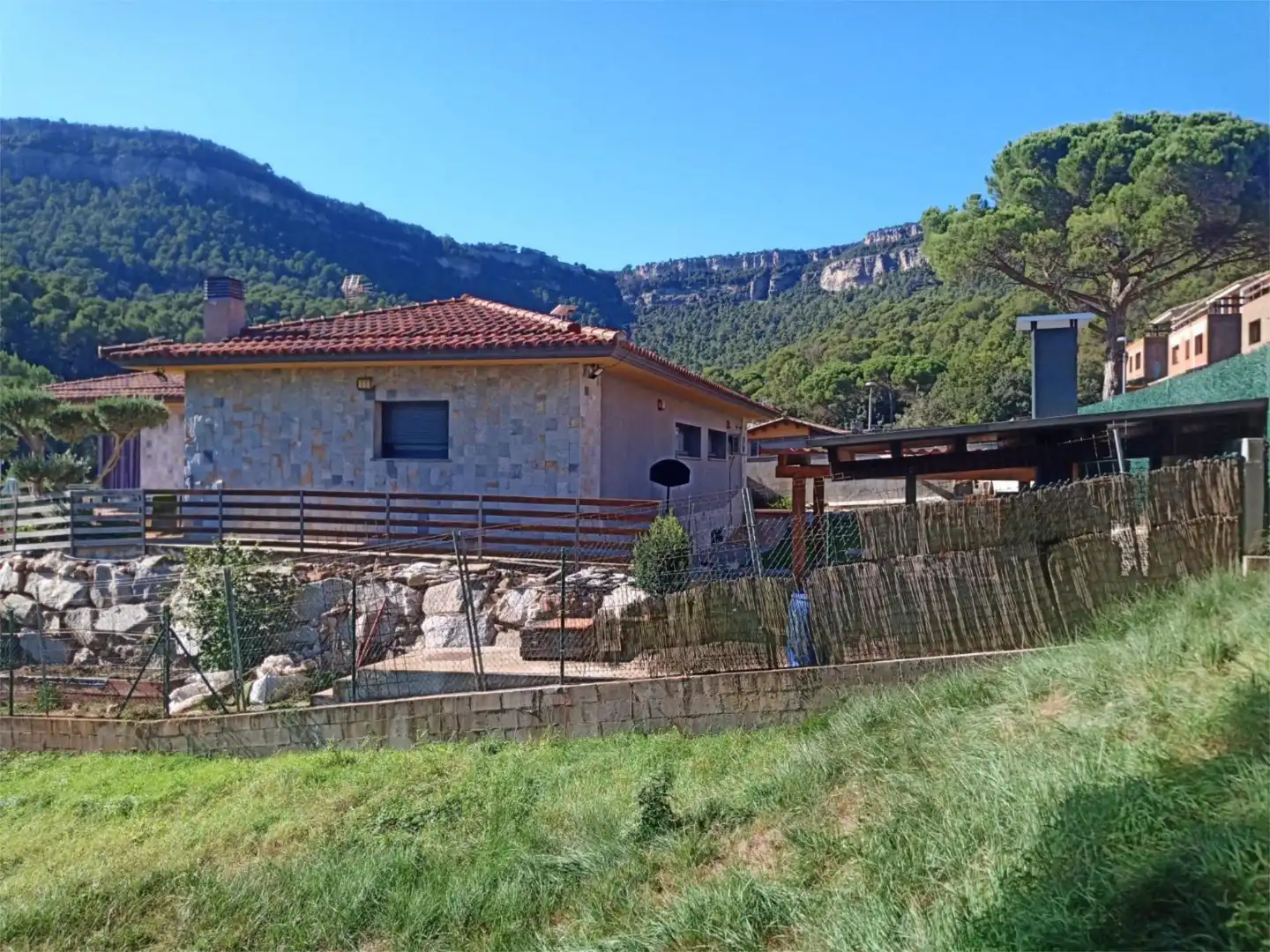 Chalet en  Carrer del Roure 18 - Foto 2
