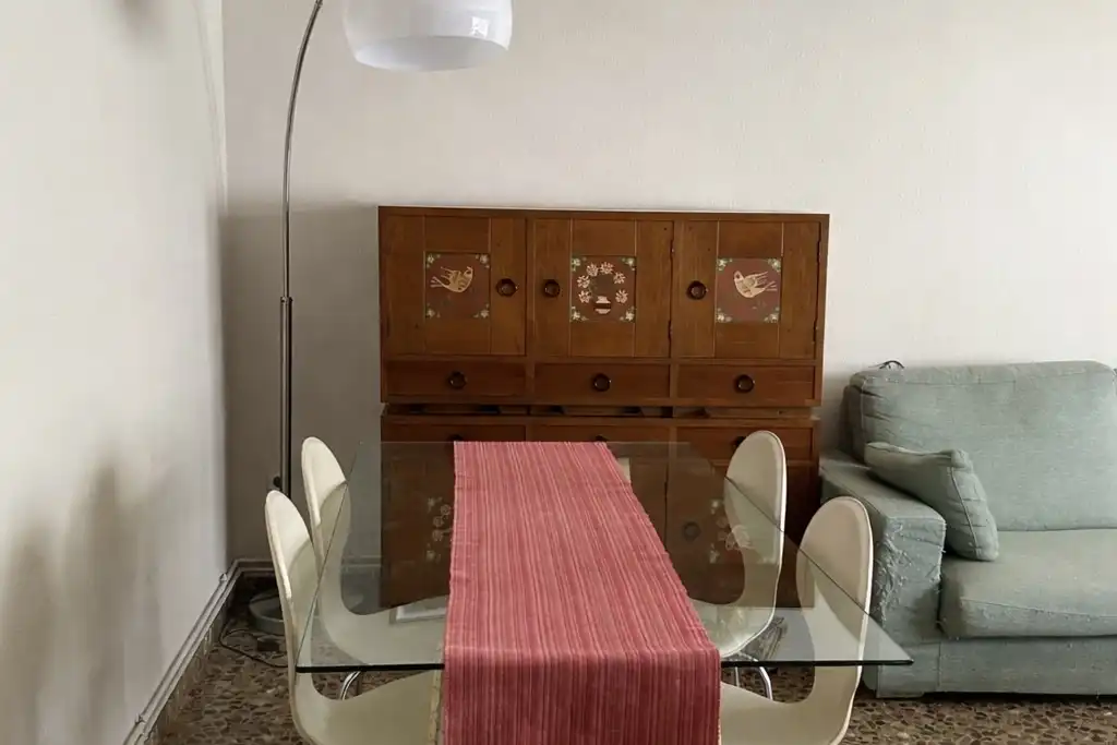 Piso en  Carrer de Josep Anselm Clavé 51 - Foto 3