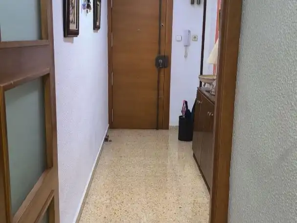 Piso en  Carrer del Delme 10 - Foto 3