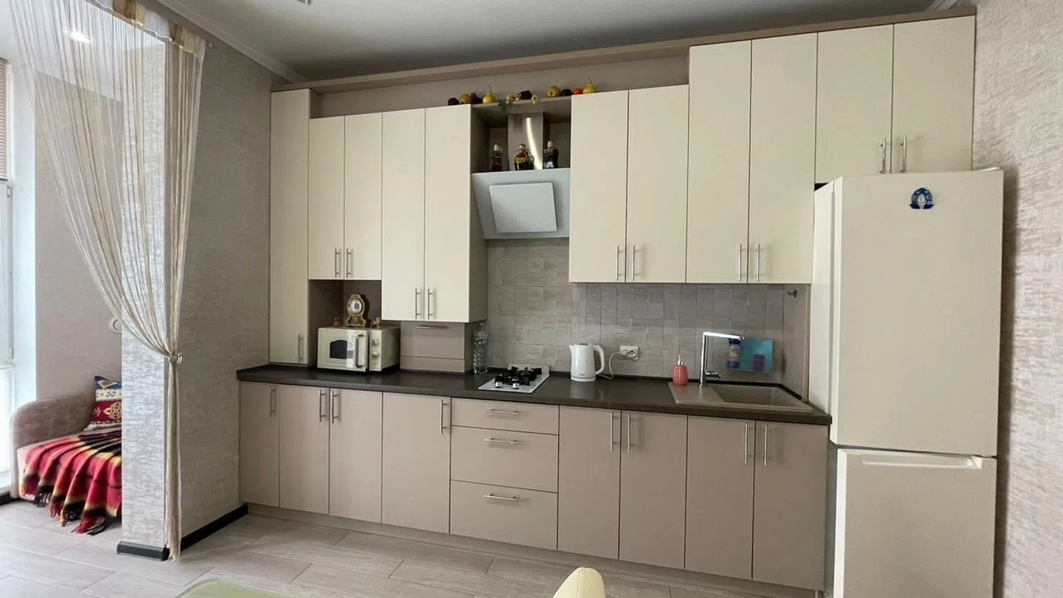 Piso en c. de meléndez valdés, 44 - Foto 1