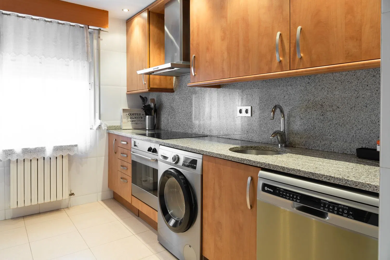 Piso en calle de Celso Emilio Ferreiro, 10 - Foto 2