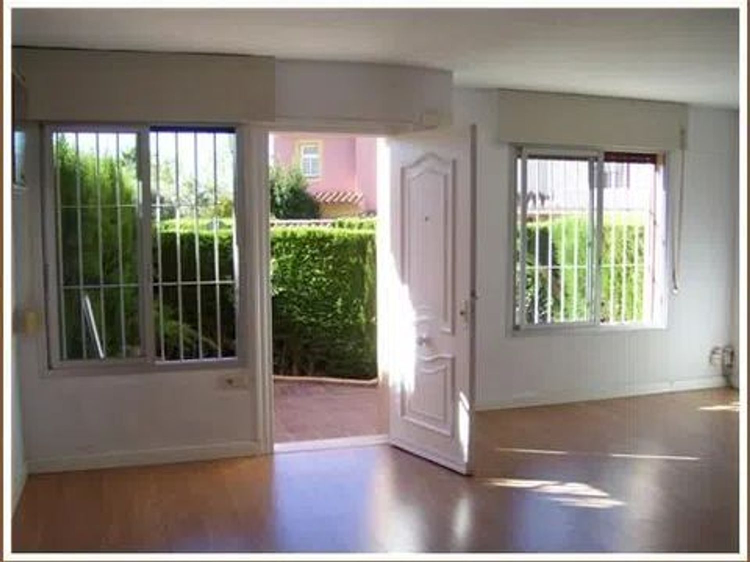 Chalet adosado en avenida Pernet s/n - Foto 4