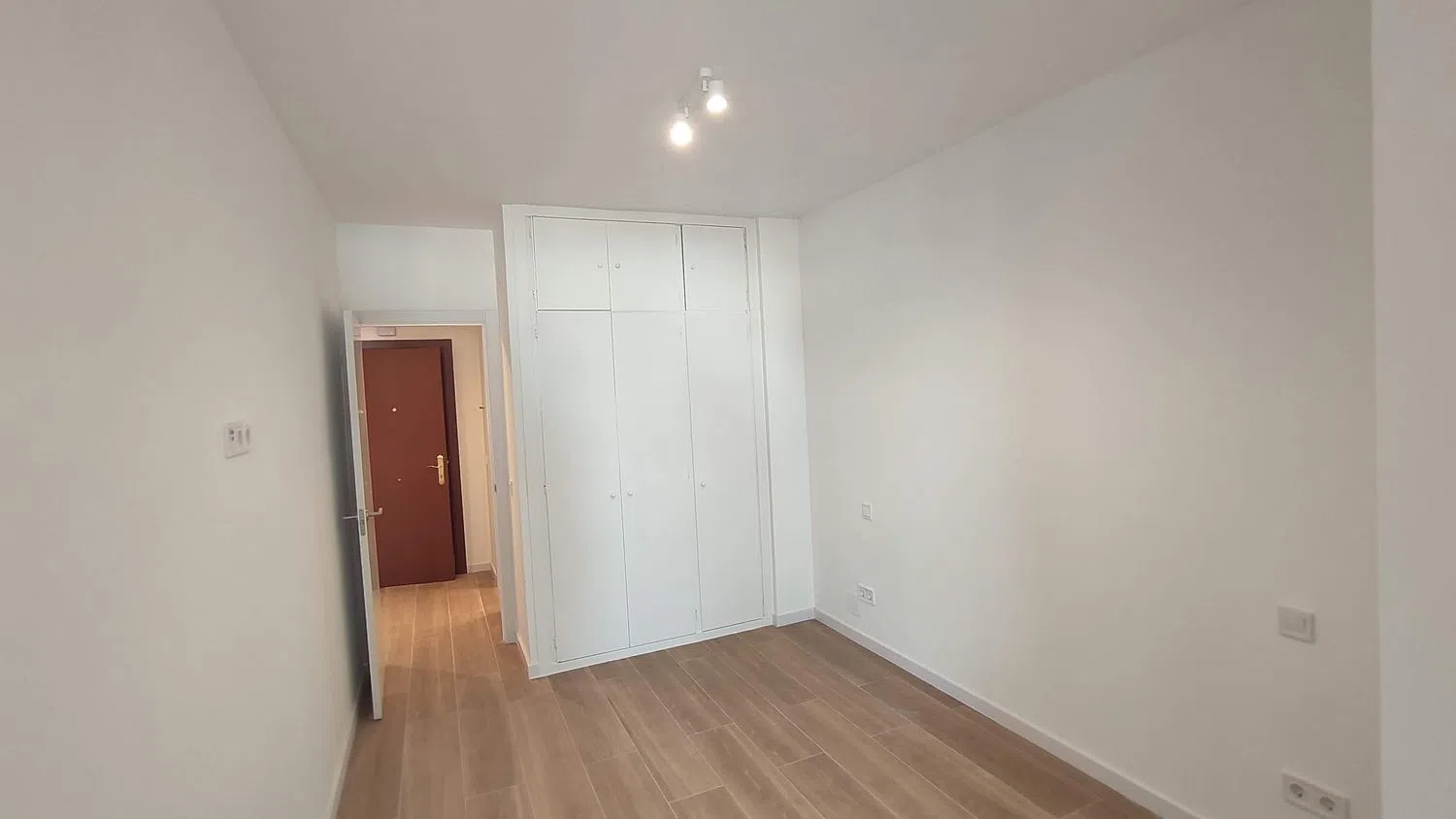 Piso en avenida del General Perón, 32 - Foto 5