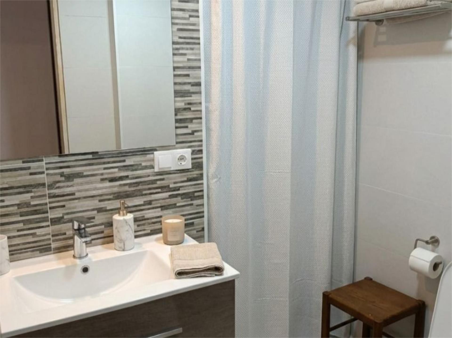 Piso en  Calle Padre Mariana 46 - Foto 4