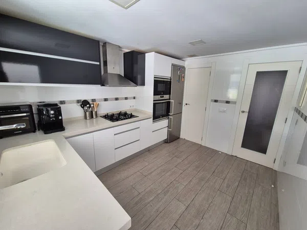 Chalet adosado en Avenida de la Mestra Josefina Fernández, 49, Alquenència-Venècia - Foto 7