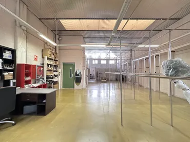 Nave Industrial en  Carrer de la Gran Bretanya - Foto 1