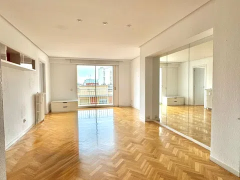 Piso en calle del Ferrocarril, 37