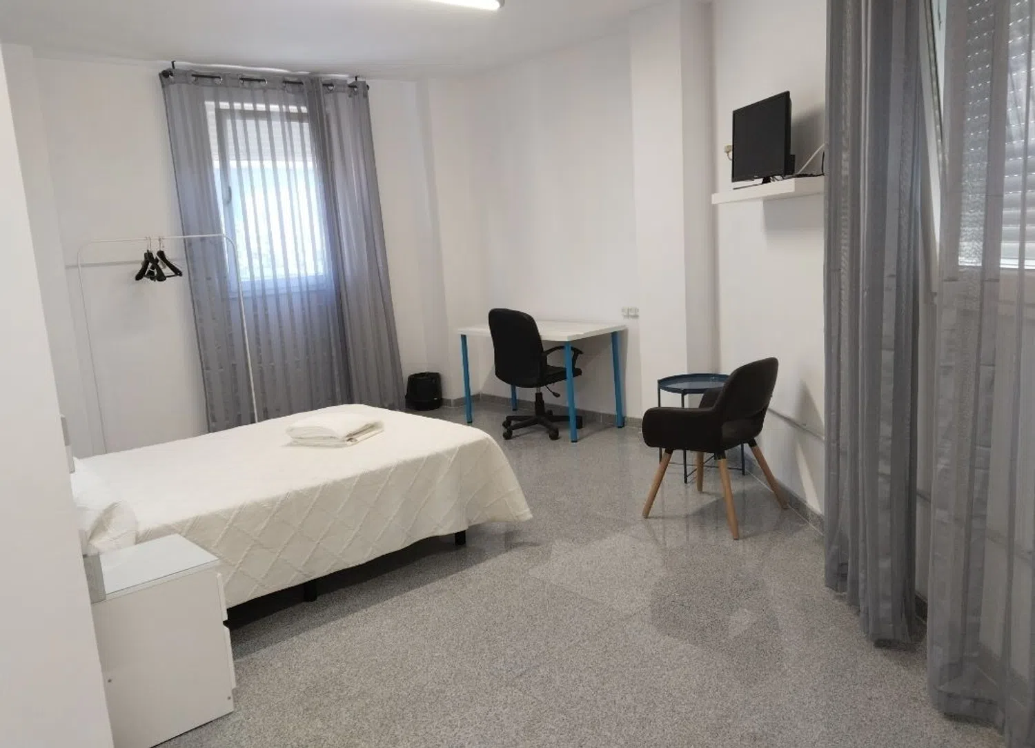 Estudio en calle de Santa Leonor, 26 - Foto 2