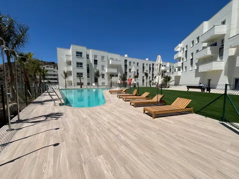 Piso en avenida Camarón de la Isla, 10