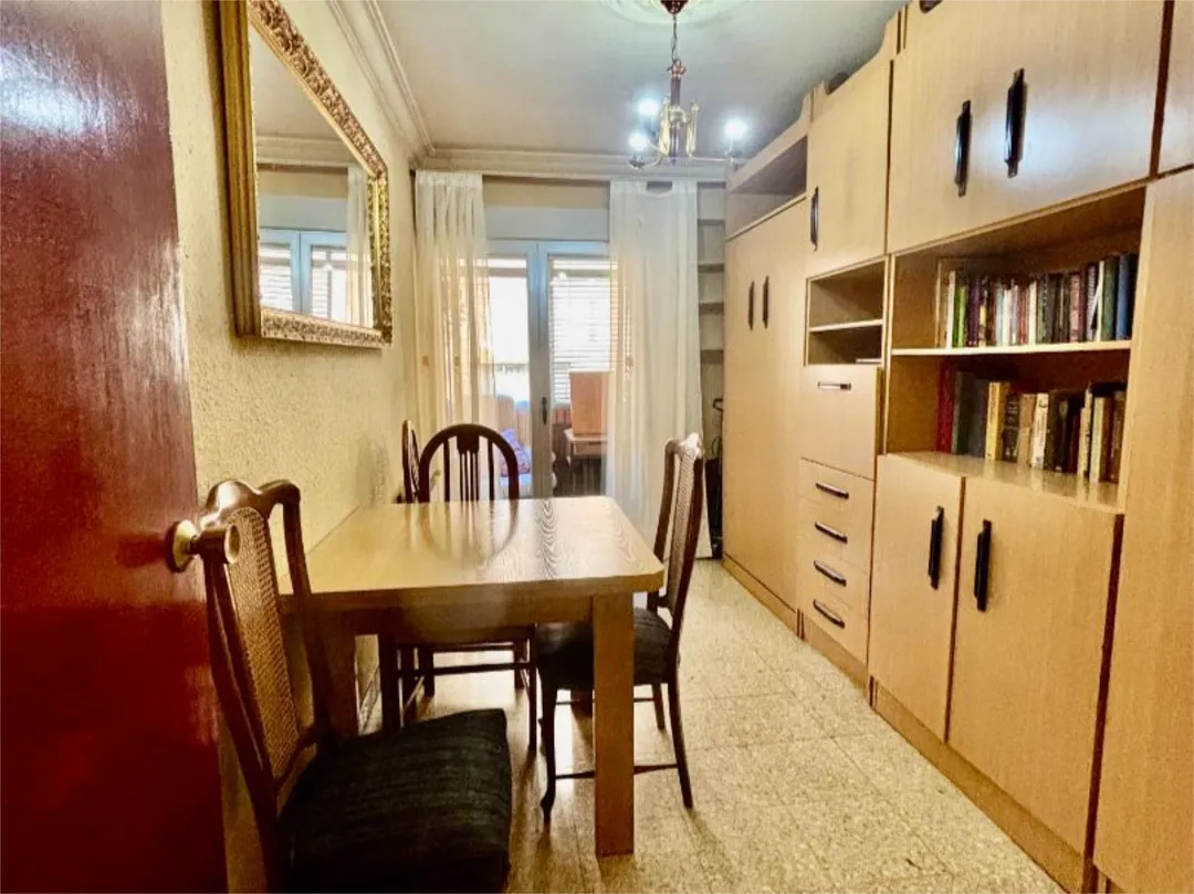 Piso en  Calle de María Guerrero 2 - Foto 2