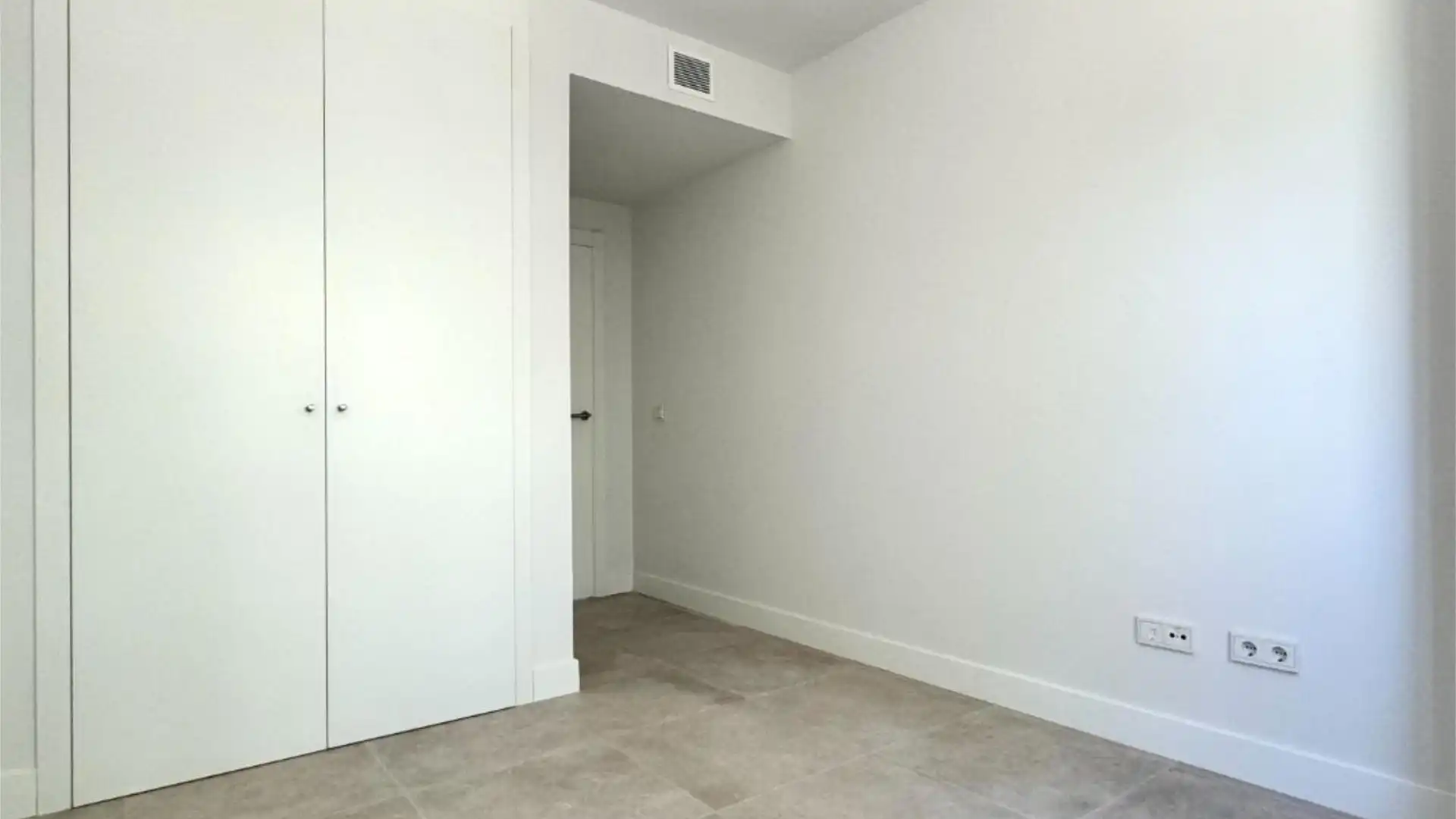 Casa adosada en  Calle Guarás 4 - Foto 12