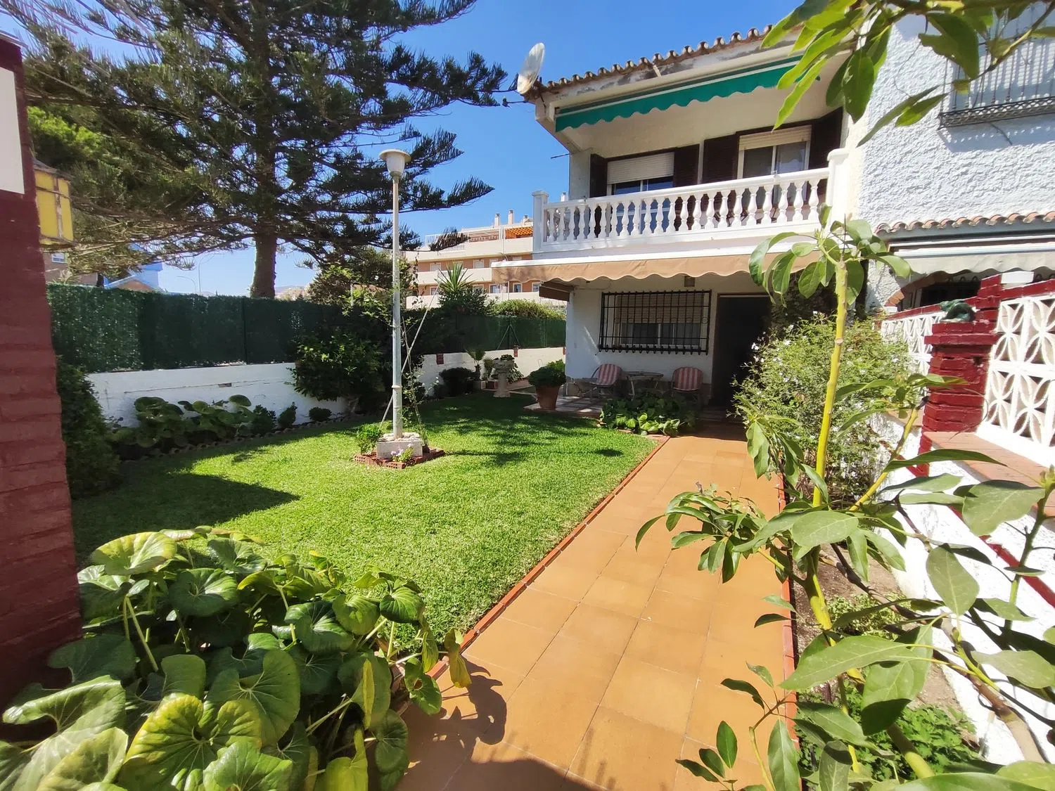 Chalet pareado en avenida de la Torre, 74 - Foto 1