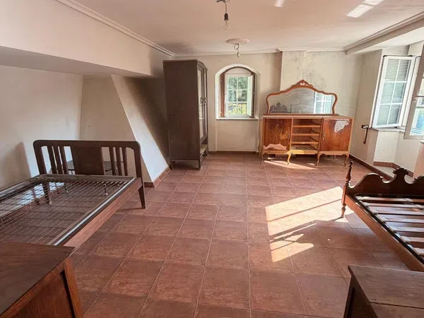 Casa de pueblo en Callobre s/n - Foto 4