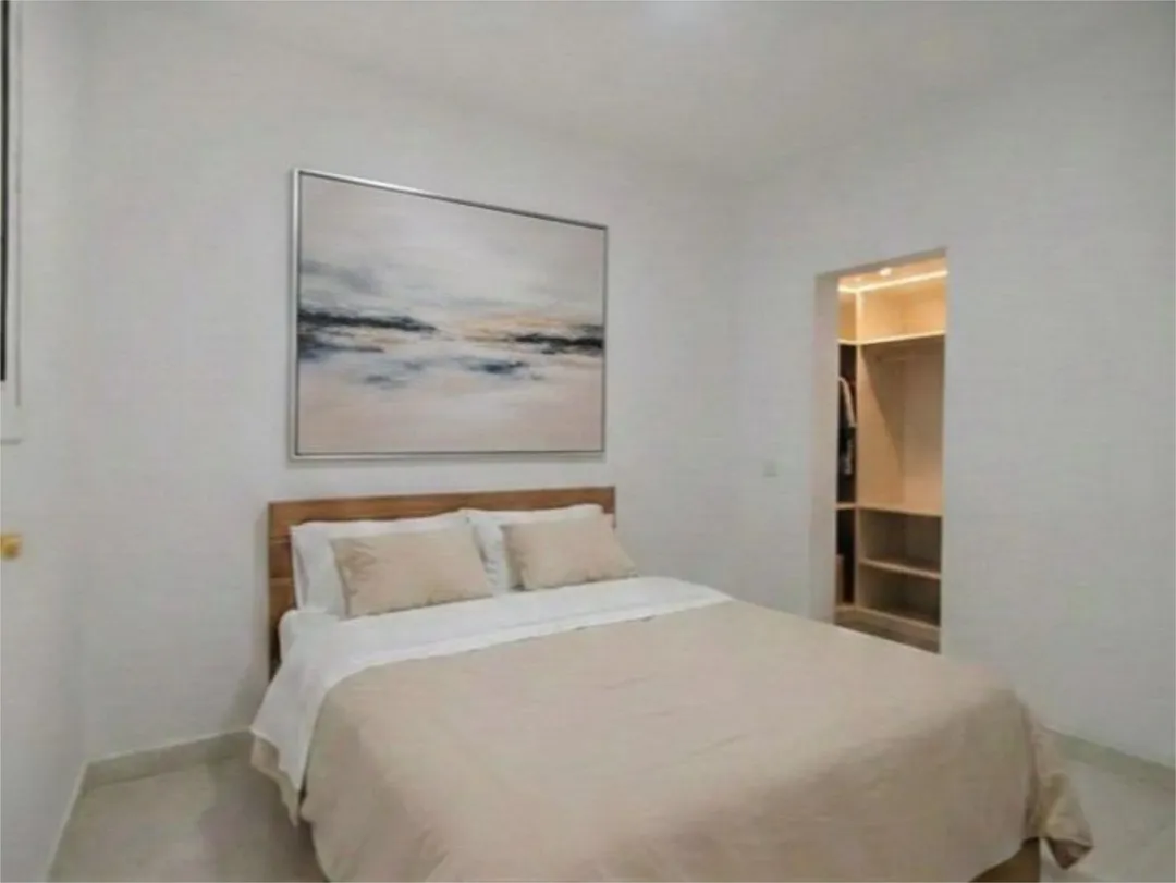 Piso en  Carrer de Rodrigo Caro 40 - Foto 4