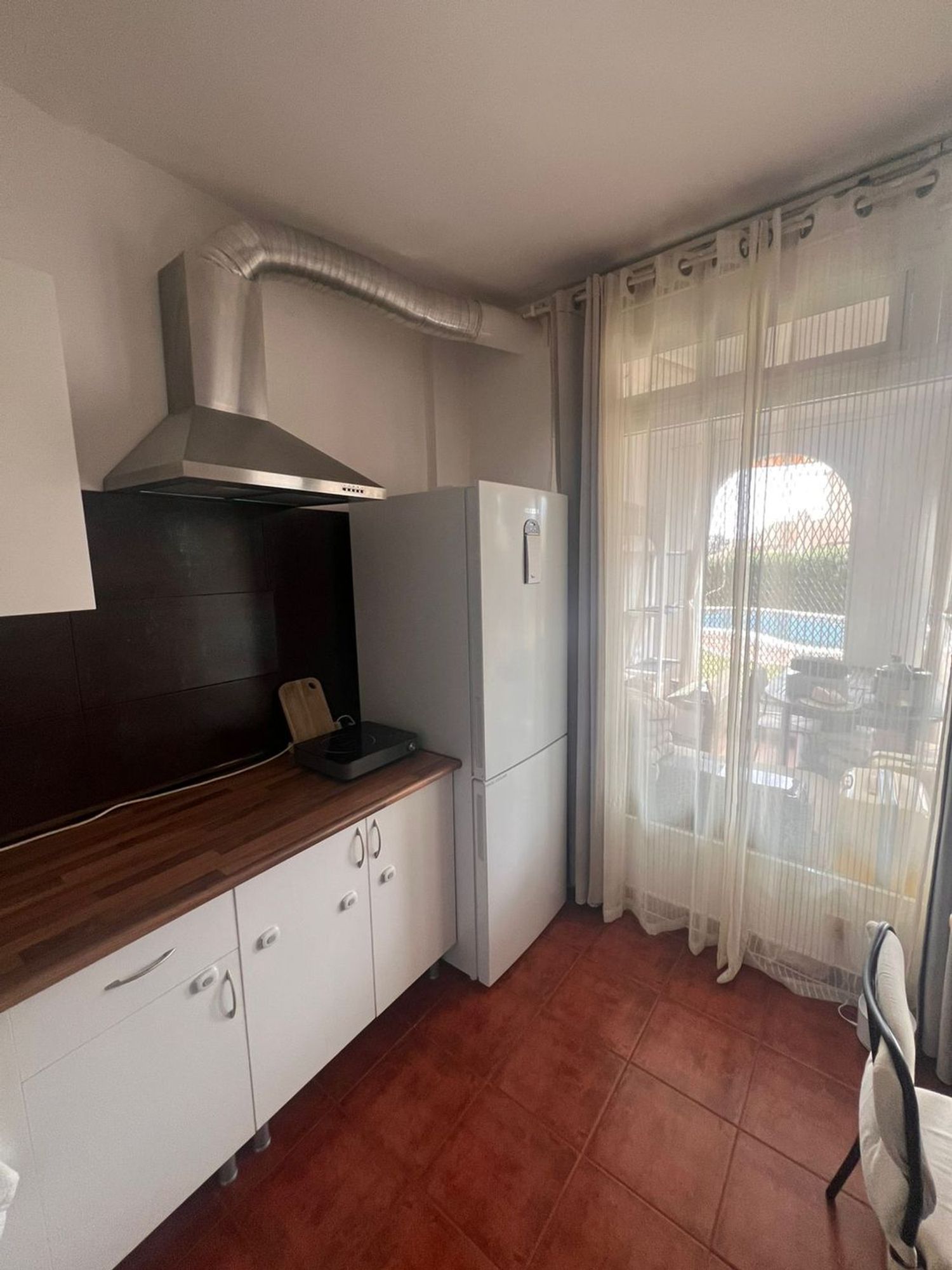 Estudio en calle de Inglaterra, 26 - Foto 2