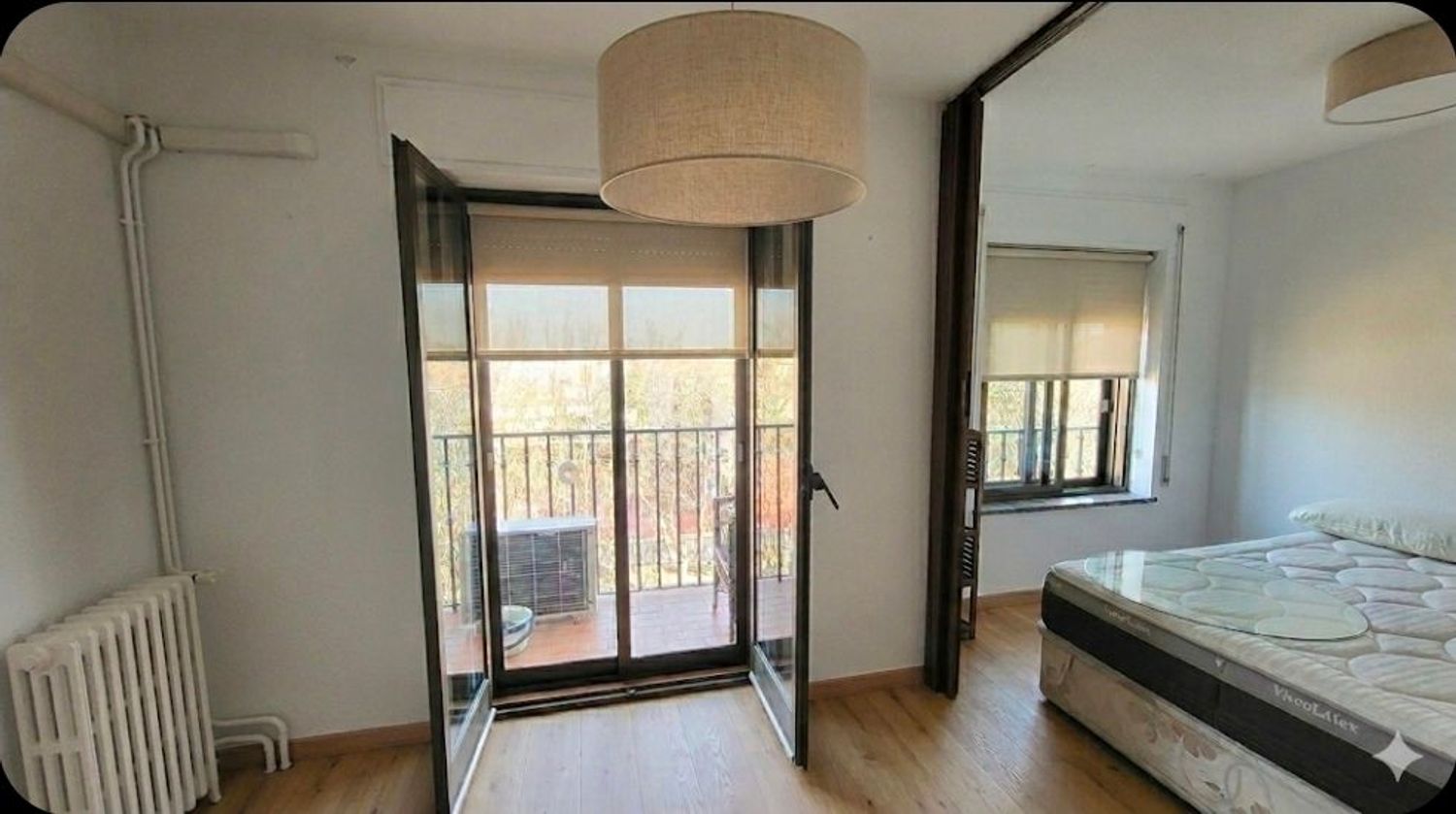 Piso en avenida de los Reyes de España, 26 - Foto 3