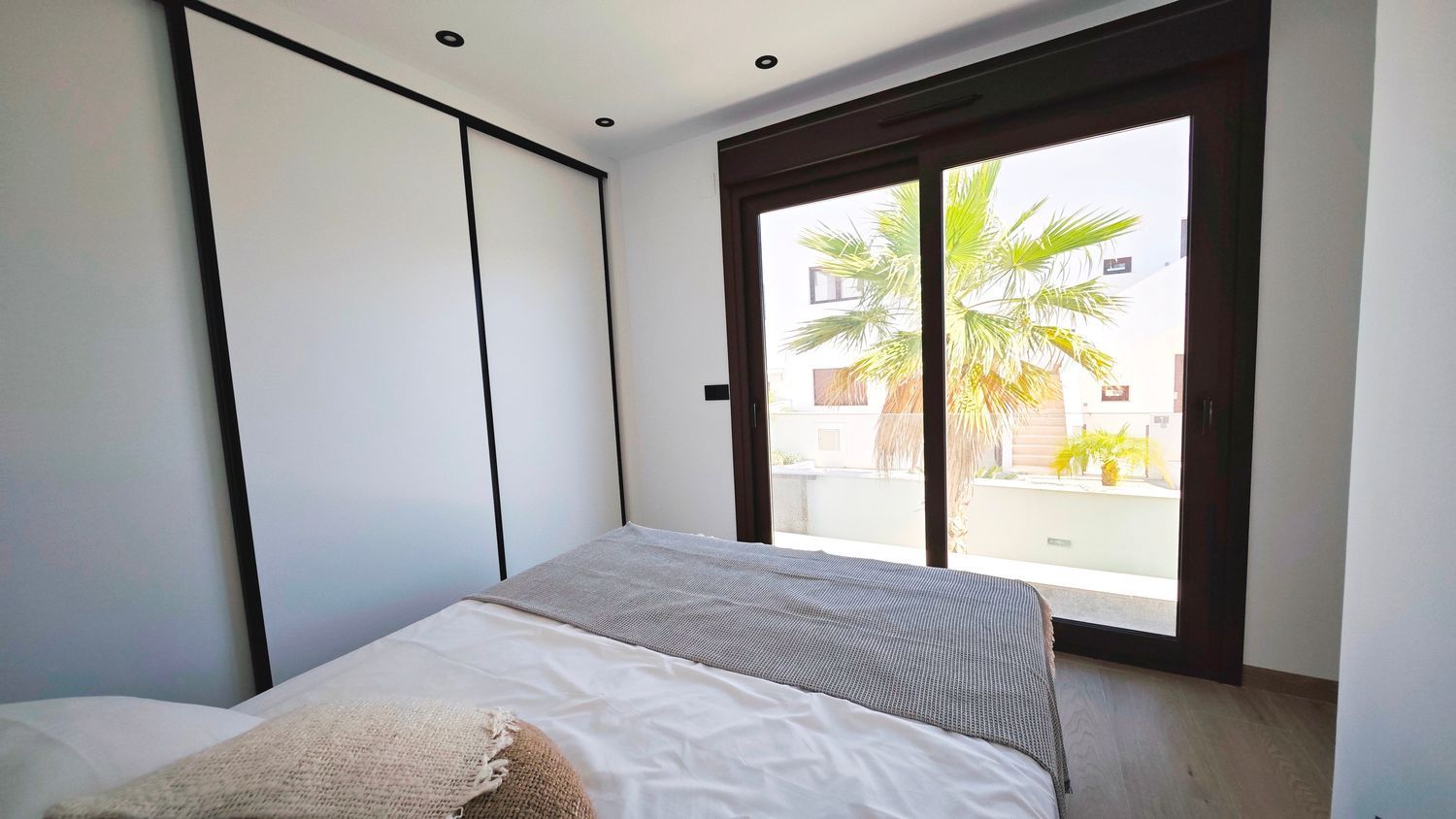 Casa independiente en calle d'Equador, 15 - Foto 15